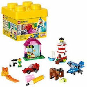 5 lb of 6 lego sets